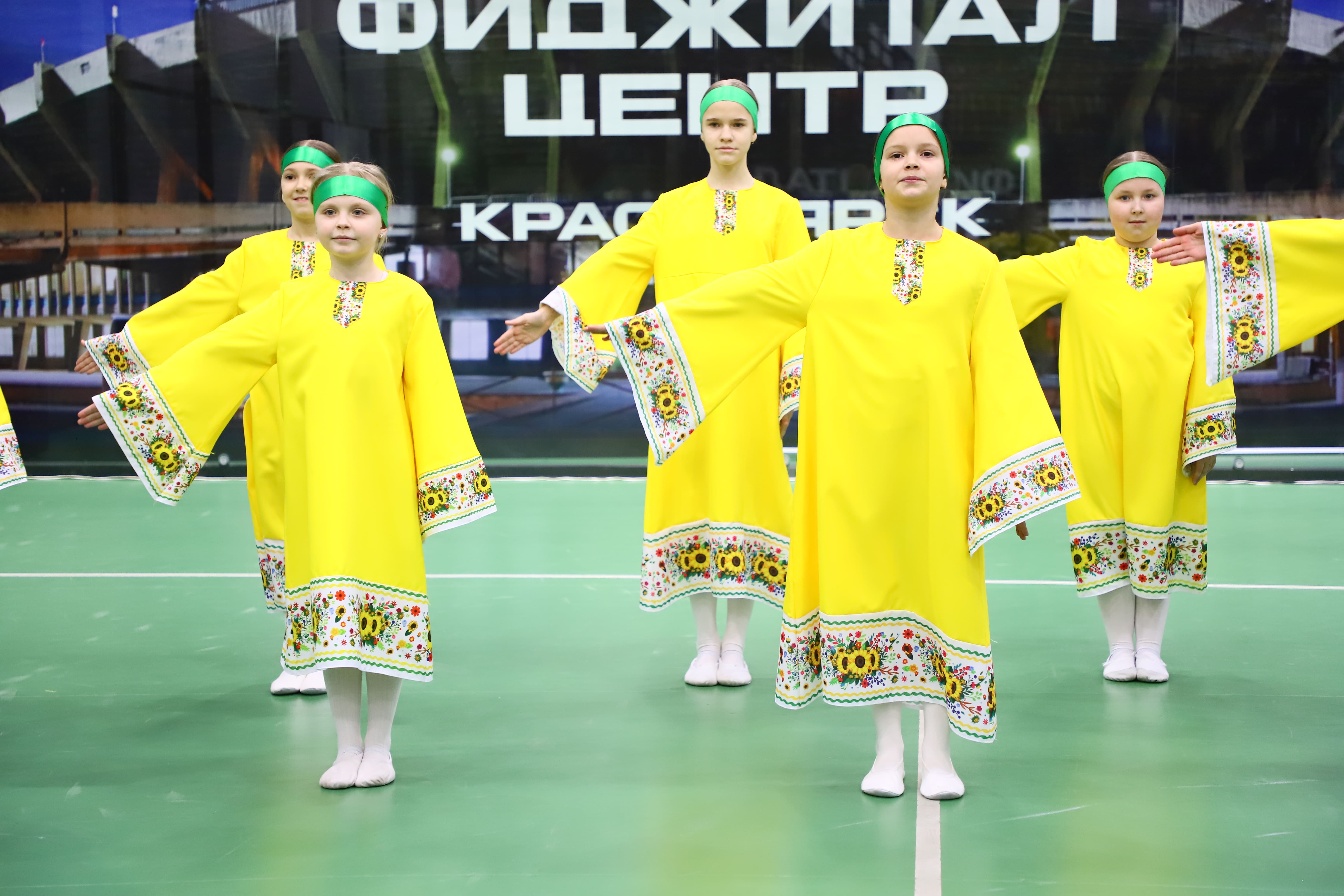 «Снежный городок» приняли участие в концерте.