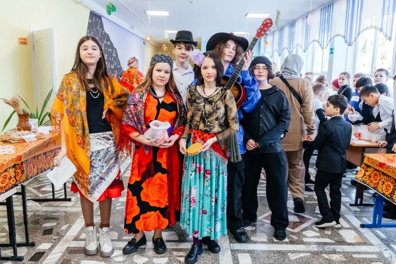 Посвящение в суриковцы и ярмарка.